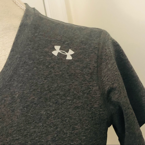 Under Armour Top - Picture 3 of 4